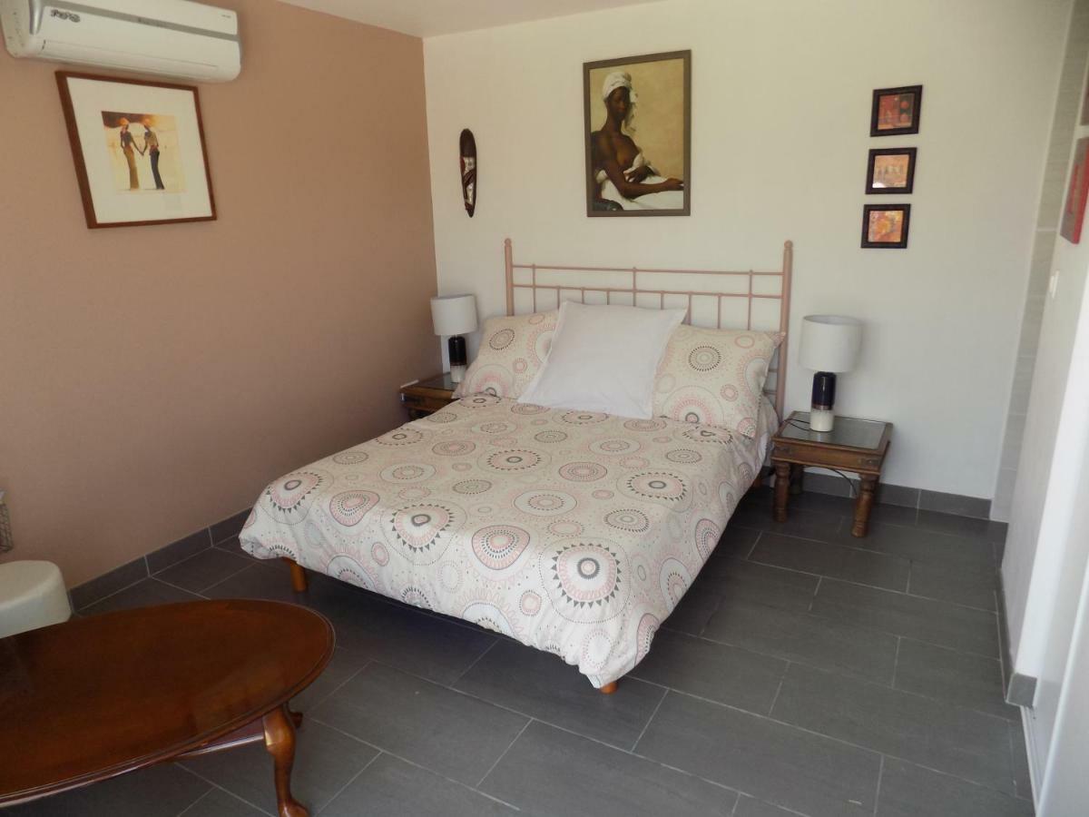 Villa VAYA Villemoustaussou Esterno foto